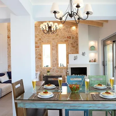 Thea Thalatta Villa