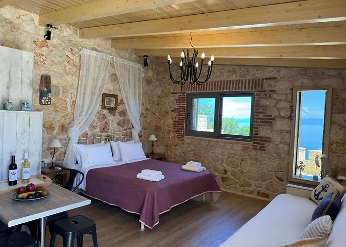 Thea Thalatta Villa Tsoukaladhes